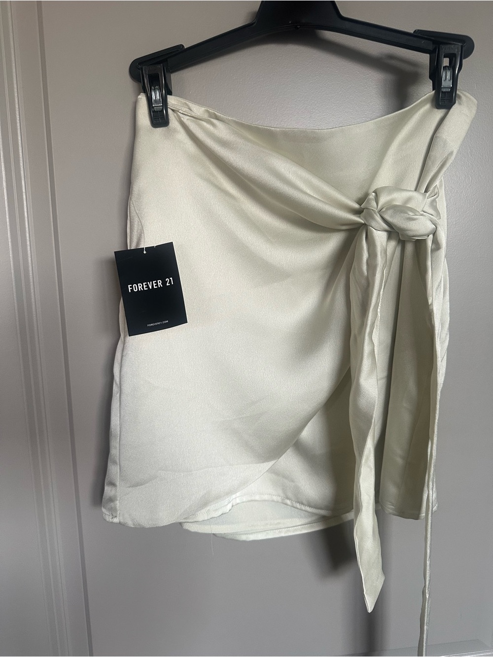 Women's Cream Wrap Tie Skirt